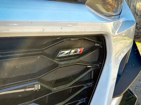 Used 2017 Chevrolet Camaro ZL1 RWD image 29