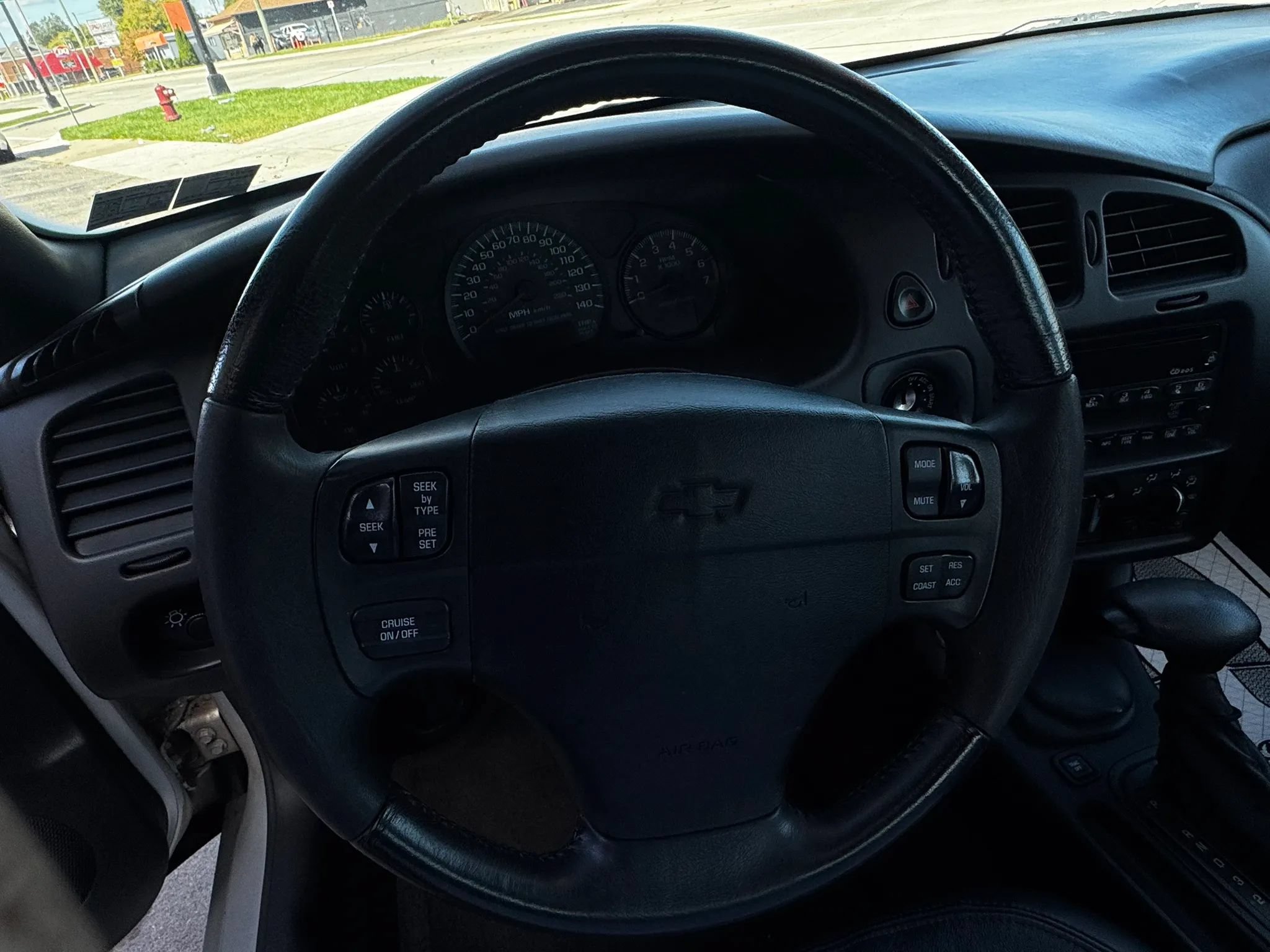 Used 2002 Chevrolet Monte Carlo SS w/ Preferred Equipment Group FWD image 12