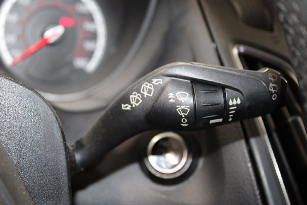 Used 2017 Ford Focus ST FWD image 22