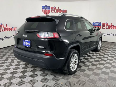 Used 2019 Jeep Cherokee Latitude w/ Popular Appearance Group image 3
