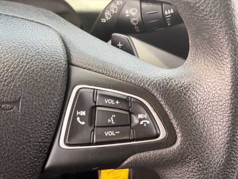 Used 2017 Ford Escape SE FWD image 27