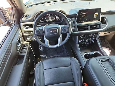 Certified 2023 GMC Yukon SLT AWD/4WD image 13