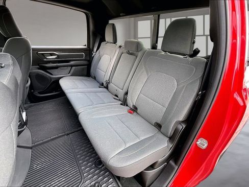Used 2022 RAM 1500 Big Horn AWD/4WD image 22