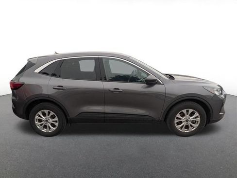 Certified 2023 Ford Escape Active AWD/4WD image 6