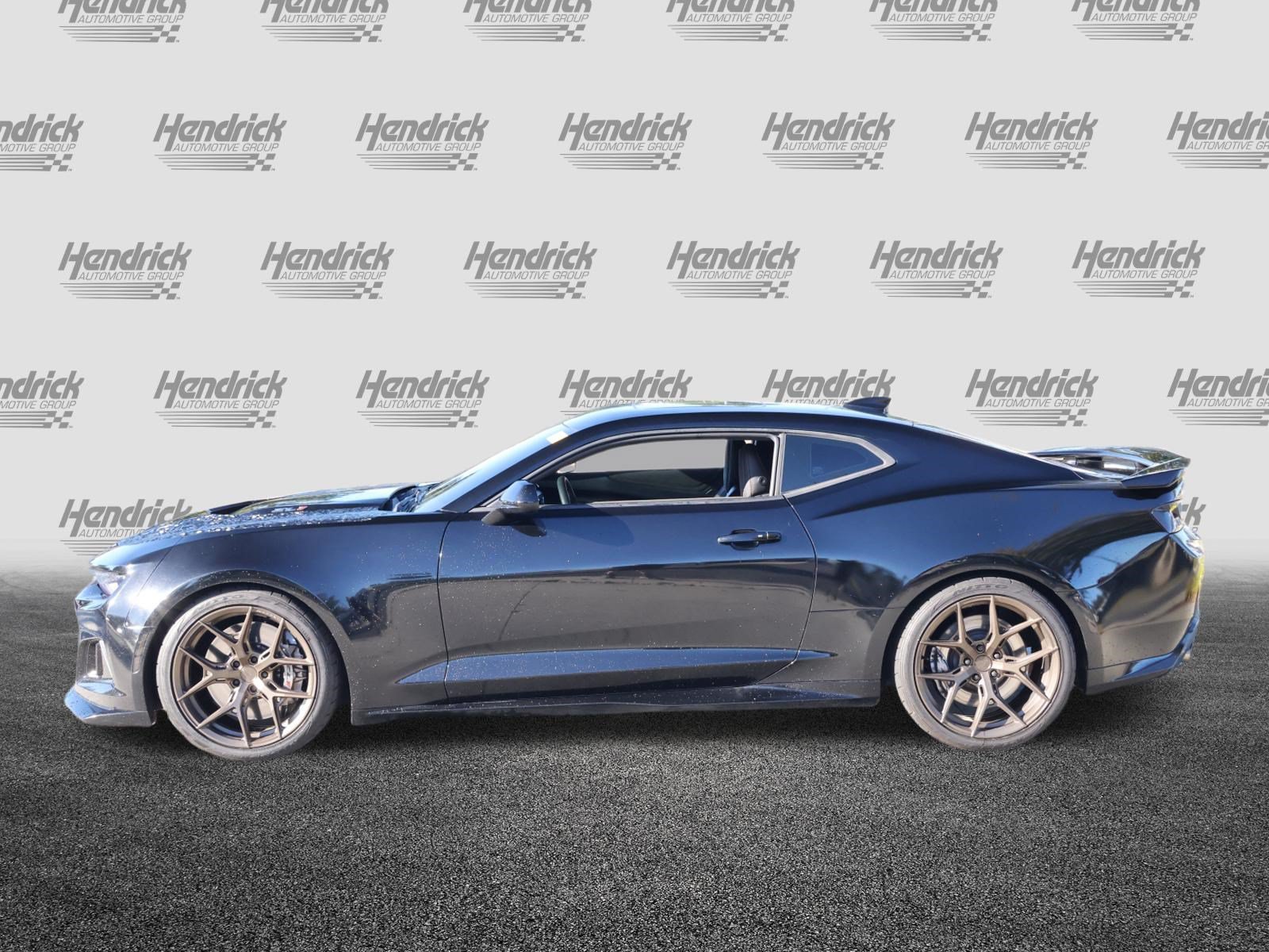 Used 2017 Chevrolet Camaro ZL1 RWD image 6