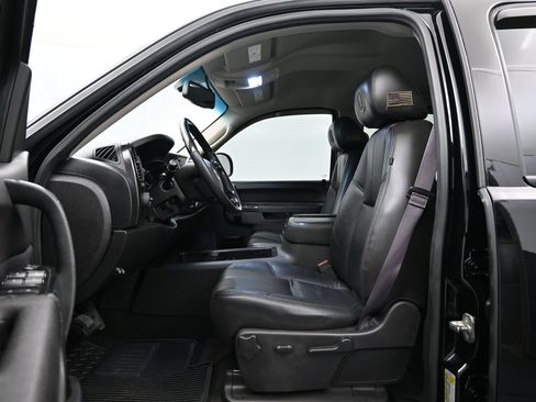 Used 2013 GMC Sierra 1500 SLE w/ Max Trailering Pack AWD/4WD image 9