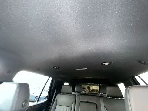 Used 2024 Chevrolet Tahoe LT AWD/4WD image 22