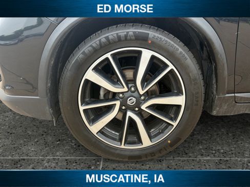 Used 2019 Nissan Rogue SL FWD image 9