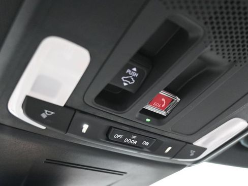 Used 2025 Honda Civic Sport image 28