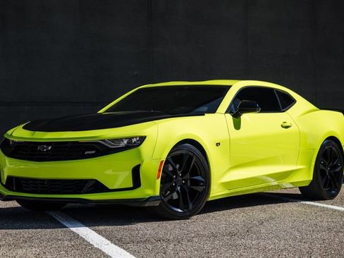 Used 2019 Chevrolet Camaro LT w/ 1LE Track Performance Package image 21