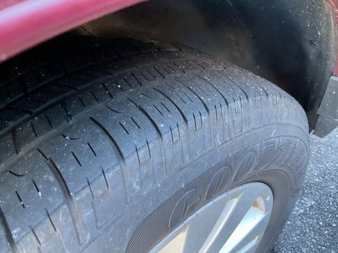 Used 2017 Subaru Outback 2.5i Premium image 14