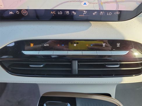 New 2026 Buick Enclave Avenir w/ Super Cruise Package image 38