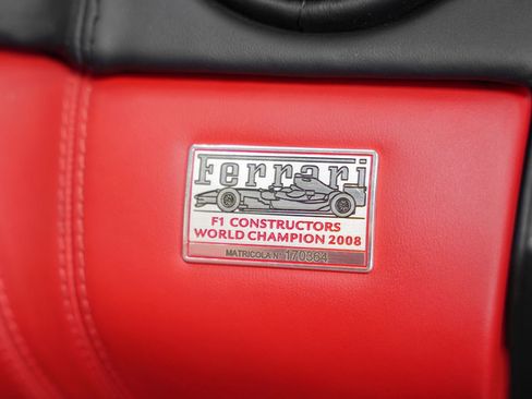 Used 2010 Ferrari California RWD image 36
