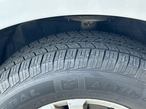 Used 2015 Chevrolet Equinox LT w/ Power Convenience Package AWD/4WD image 11