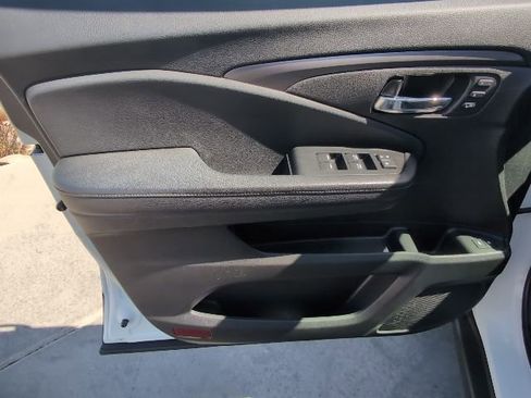 Used 2022 Honda Pilot Special Edition image 10