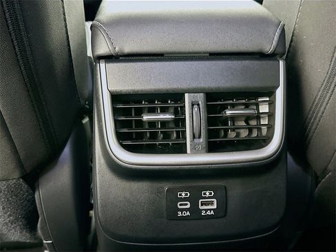 Used 2024 Subaru Legacy Premium image 21