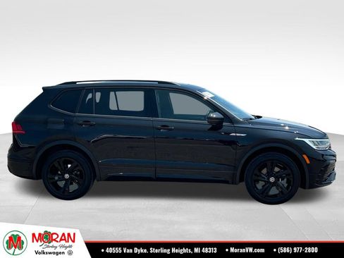 Certified 2024 Volkswagen Tiguan SE R-Line FWD image 6