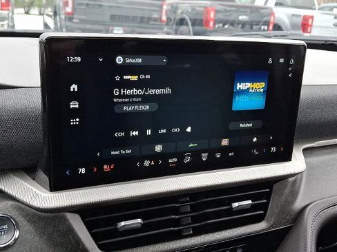 Certified 2025 Ford Explorer Platinum w/ LUX Leather Package image 19