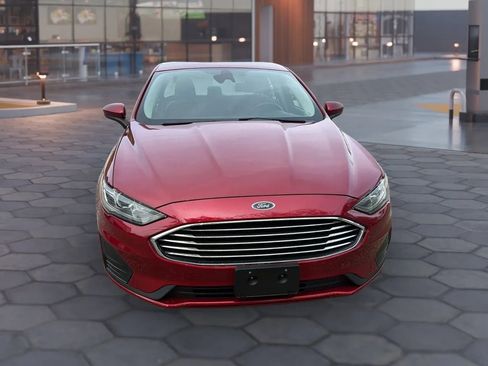 Used 2019 Ford Fusion SE image 21
