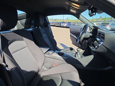 Used 2025 Nissan Z Sport w/ Floor Mat Package RWD image 19