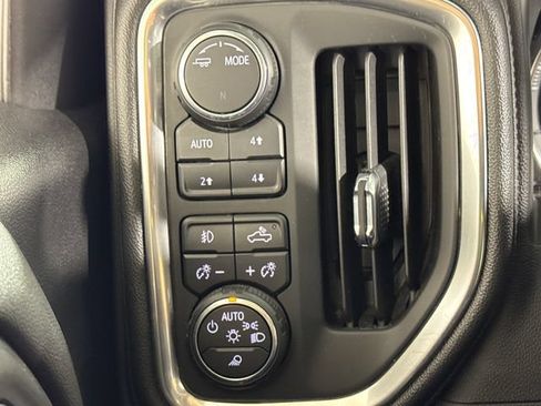 Used 2020 Chevrolet Silverado 1500 LT Trail Boss AWD/4WD image 37