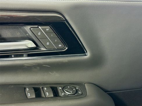 New 2026 GMC Yukon XL Elevation w/ LPO, Floor Liner Package image 13