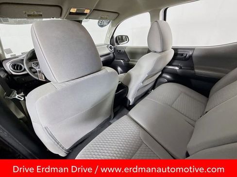 Used 2023 Toyota Tacoma SR5 w/ Technology Package image 10