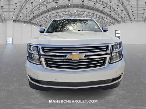Used 2017 Chevrolet Suburban Premier image 2