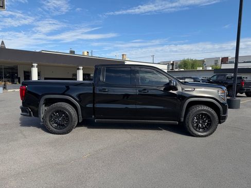 Used 2022 GMC Sierra 1500 Denali Ultimate AWD/4WD image 2