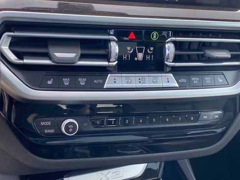 Used 2023 BMW X3 xDrive30i image 13