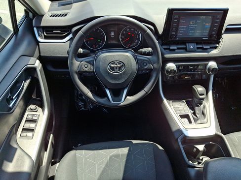 Used 2021 Toyota RAV4 XLE w/ Convenience Package AWD/4WD image 11