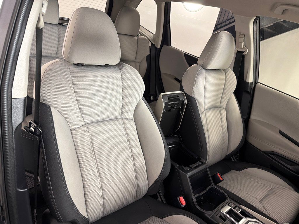 Used 2023 Subaru Forester AWD/4WD image 24