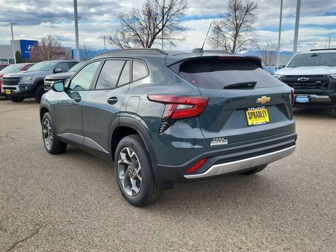 Used 2026 Chevrolet Trax LT w/ LT Convenience Package image 6