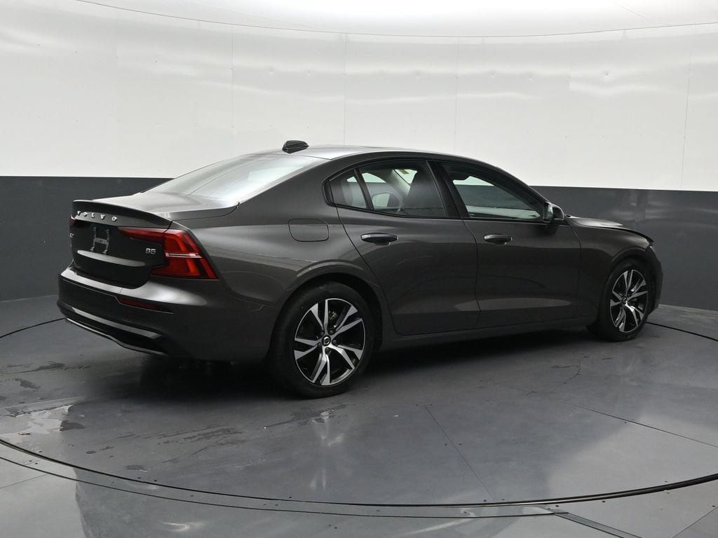 Certified 2024 Volvo S60 B5 Core FWD image 6