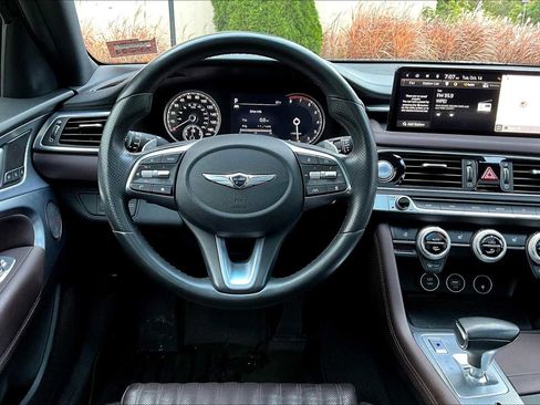 Used 2022 Genesis G70 2.0T w/ Prestige Package image 5