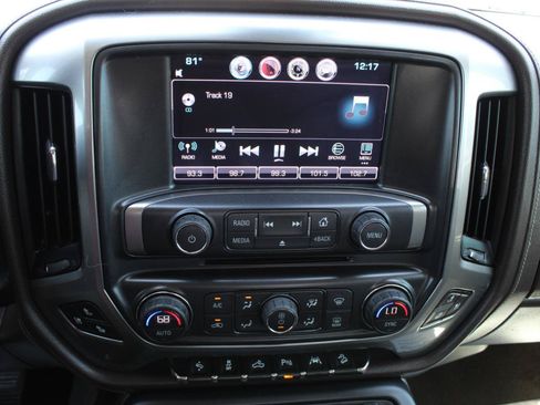 Used 2016 Chevrolet Silverado 1500 LTZ Z71 w/ LTZ Plus Package AWD/4WD image 29