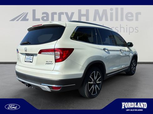 Used 2019 Honda Pilot Elite image 5