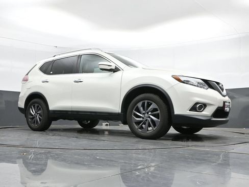 Used 2016 Nissan Rogue SL w/ SL Premium Package AWD/4WD image 42