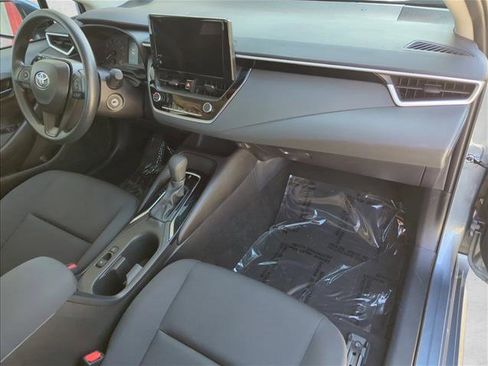 Used 2025 Toyota Corolla LE image 26