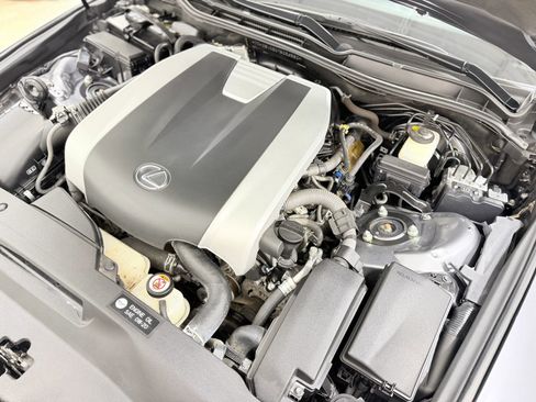 Used 2019 Lexus IS 300 AWD w/ Navigation Package image 39