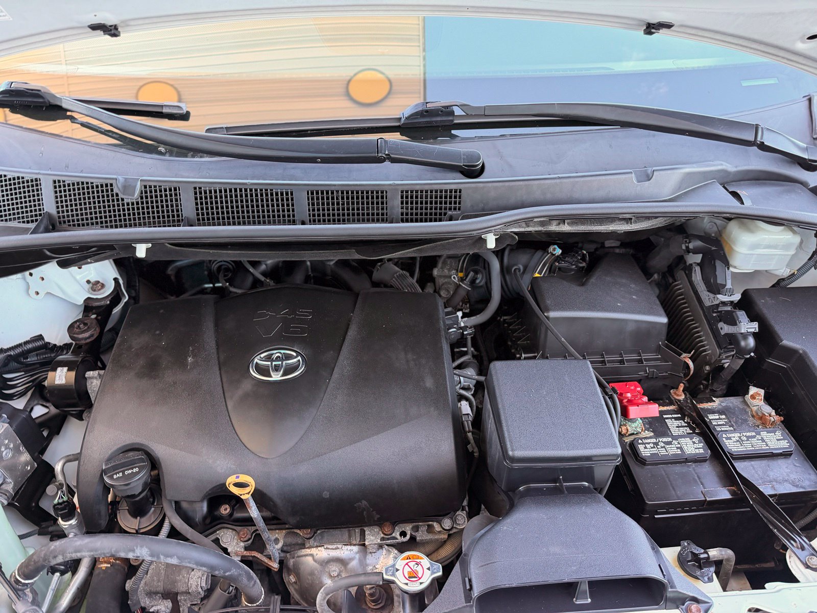 Used 2020 Toyota Sienna XLE Premium AWD/4WD image 47