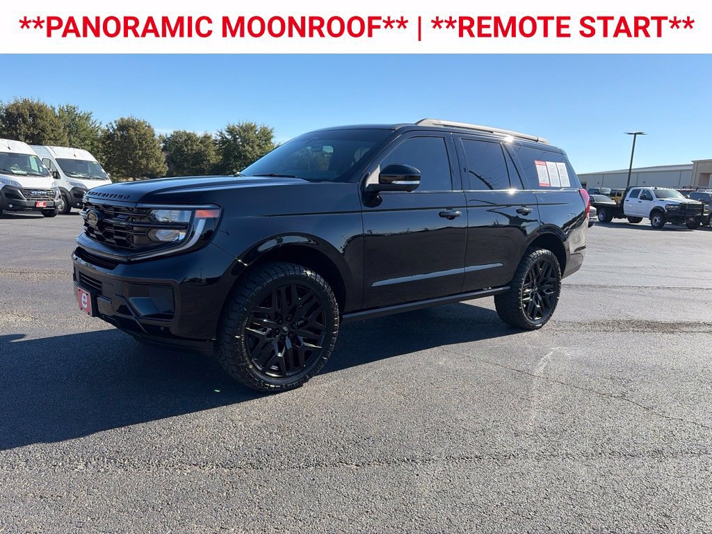 Used 2026 Ford Expedition Platinum w/ Stealth Performance Package AWD/4WD image 3