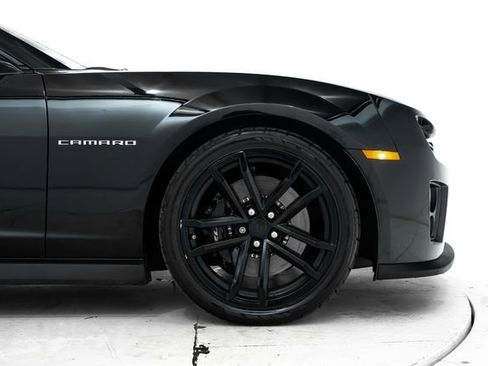 Used 2014 Chevrolet Camaro ZL1 image 14