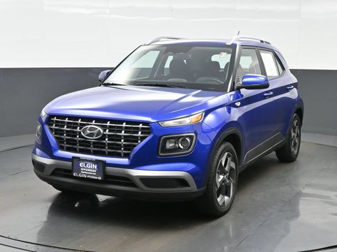Certified 2026 Hyundai Venue SEL FWD image 1