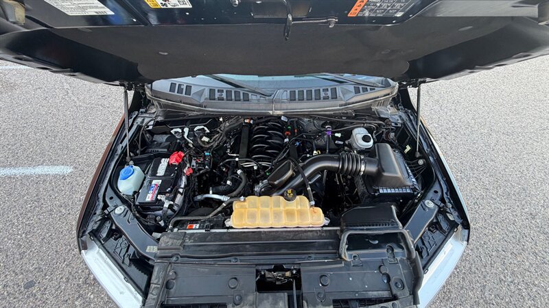 Used 2018 Ford F150 XLT AWD/4WD image 13