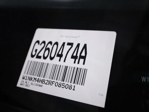 Used 2024 Mercedes-Benz GLC 300 4MATIC image 67