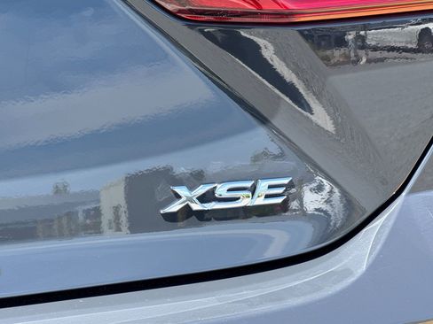Used 2025 Toyota Camry XSE FWD image 27