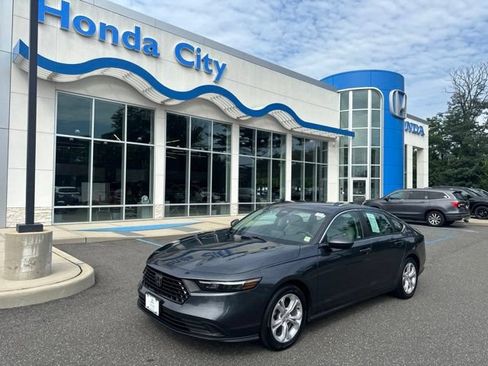 Used 2023 Honda Accord LX image 2