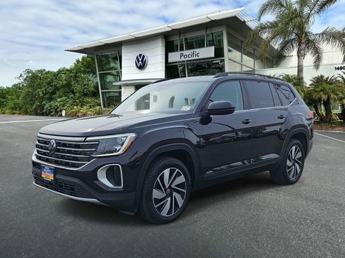 Used 2024 Volkswagen Atlas SE image 1