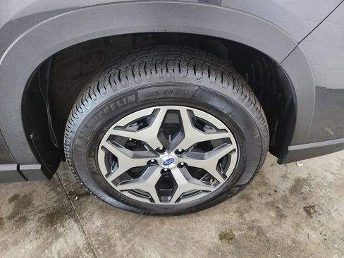 Used 2019 Subaru Forester Premium w/ Popular Package #1 AWD/4WD image 40